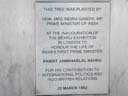 Gandhi, Indira - Nehru, Jawaharlal (id=5600)